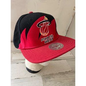 Mitchell & Ness Miami Heat adjustable fit wool ball cap